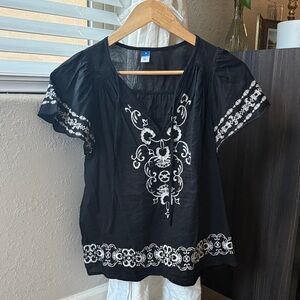 Old Navy Black Blouse with White Embroidery